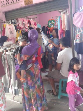 Pink Collection - Wholesale clothing branded children and the rest of the export, Author: Pink Collection - Grosir baju anak branded & sisa export