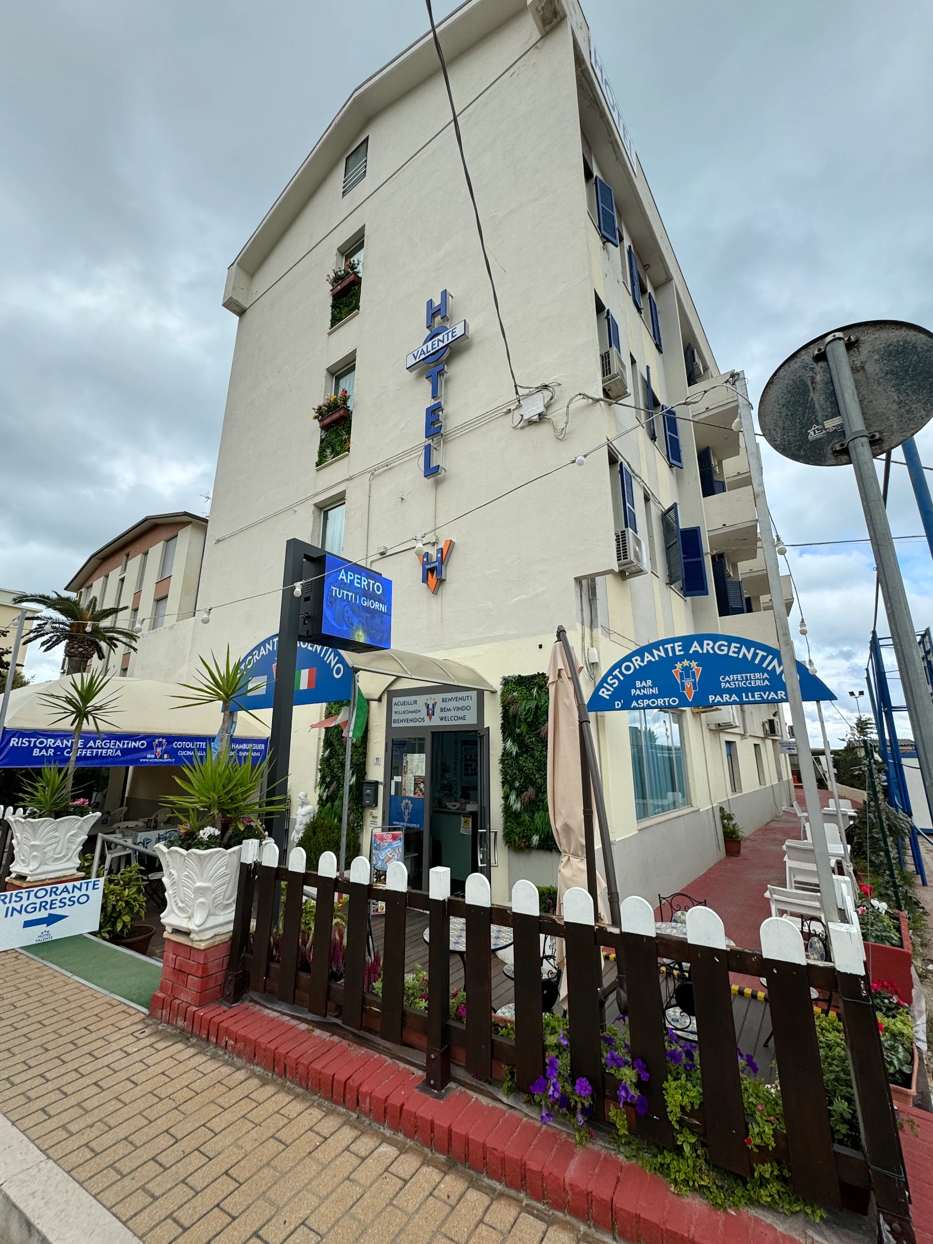 Hotel Valente