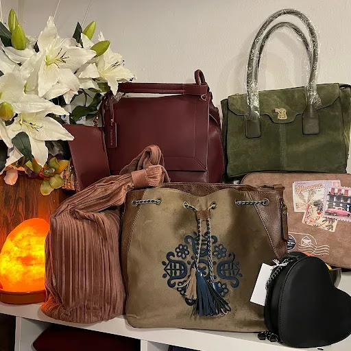 Blanc Moda - Visual