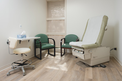 Dr. Laura Petrescu, MD Gallery - United States
