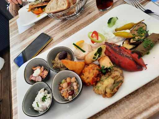 Molos - Restaurant & Café - Thumbnail