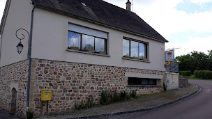 Photo n°3 de La Poste Agence Communale à Domecy-sur-Cure (Poste)