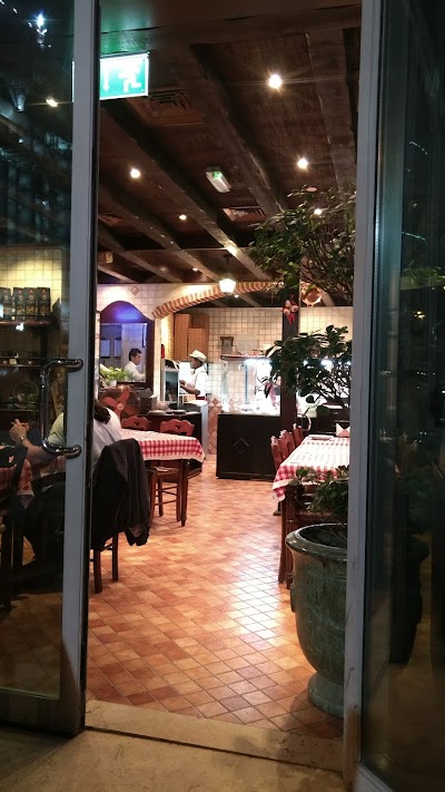 Photos of 800 Pizza Dubai Marina