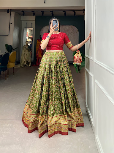 P&P Sarees and Jewellery Gallery - United Kingdom