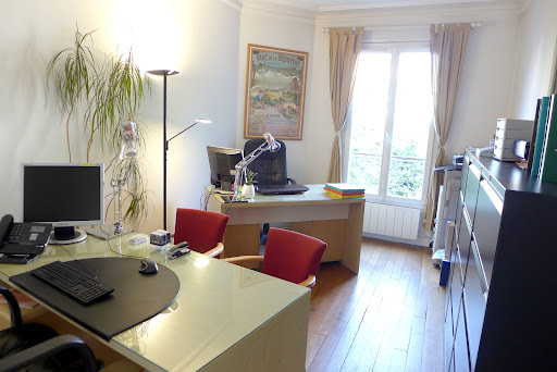 Photo de Agence immobilière de Marnes la Coquette