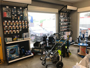 Photo n°8 de TAVEAU - DEUTZ FAHR à Rosières-en-Santerre (Atelier de réparation de tracteurs)