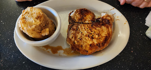 Click's Steakhouse - Thumbnail