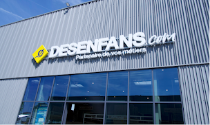 Photo n°1 de Desenfans Dunkerque à Dunkerque (Magasin de vêtements professionnels)