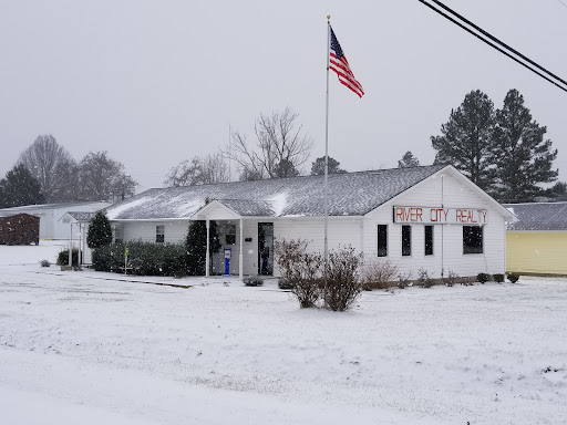 United Country River City Realty - Thumbnail