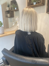 Photo n°2 de Wave hair à Urrugne (Salon de coiffure)