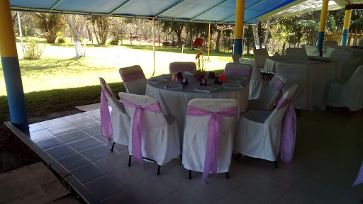 Salón campestre "El Paraíso"
