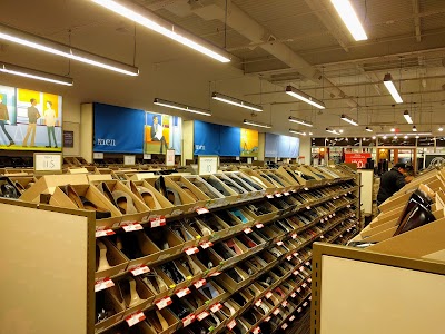 Clarks Bostonian Outlet