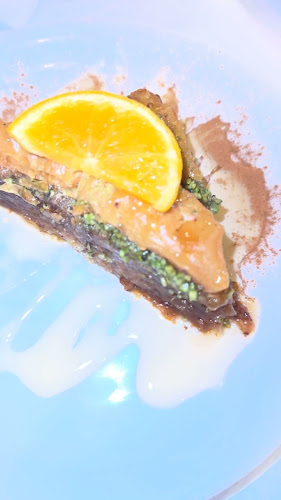 Opinii despre LIONDI Traditional Greek Restaurant în Αθήνα - Εστιατόριο