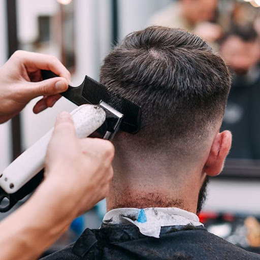 EL BARBERO Peluquería de caballeros. - Thumbnail