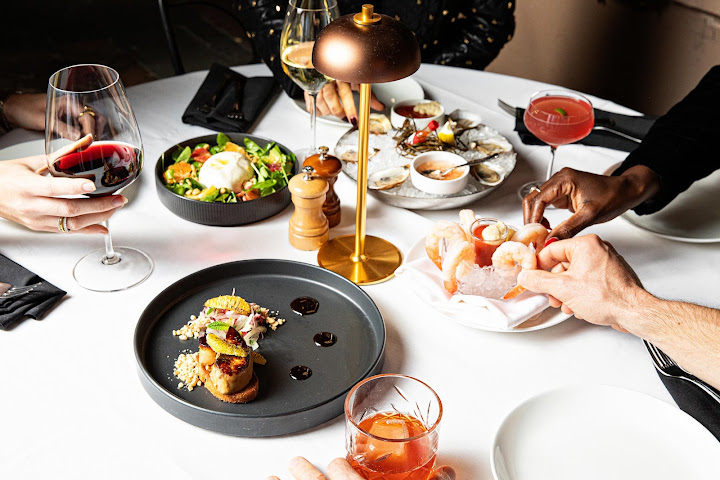 Peninsula Grill by null