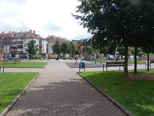 Parque Infantil Santiago de Cartes. - Thumbnail