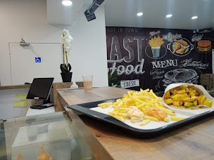 Photo n°17 de HOLLYFOOD à Saint-Michel-sur-Orge (Restauration rapide)