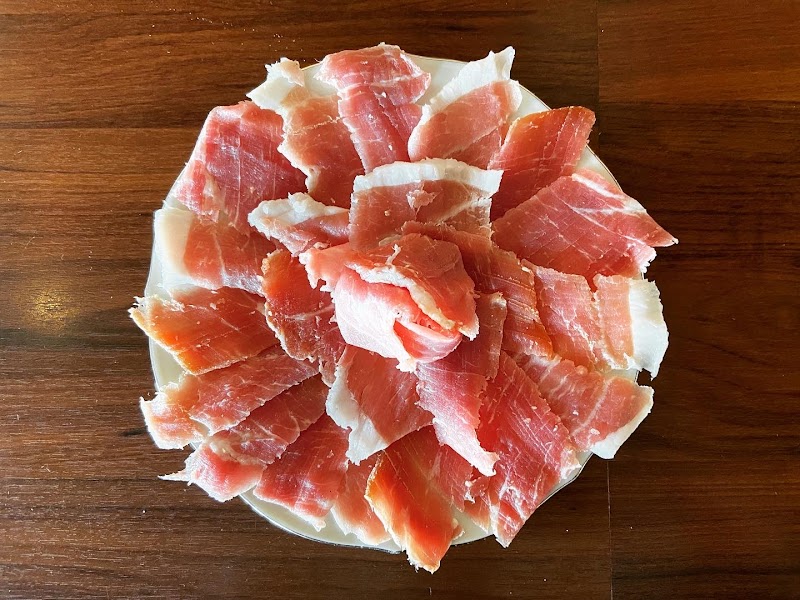 欧風料理とチーズのバル Kei's(ケイズ)