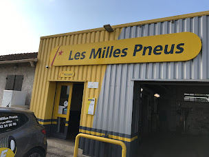 Photo n°4 de Eurotyre - Garage Les Milles Pneus à Aix-en-Provence (Magasin de pneumatiques d'occasion)