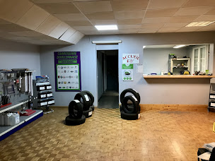 Photo n°2 de Carrosserie Doullennaise à Doullens (Garage automobile)