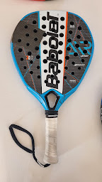 Photo n°6 de infatigables - sports de raquettes (tennis, padel) & cordage tennis à Sainte-Foy-d'Aigrefeuille (Magasin de tennis)