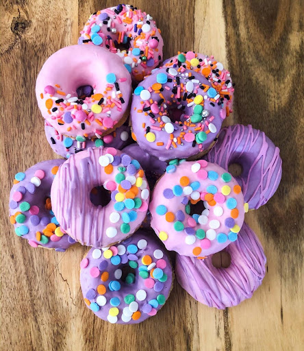 Michelle's Donuts - Visual