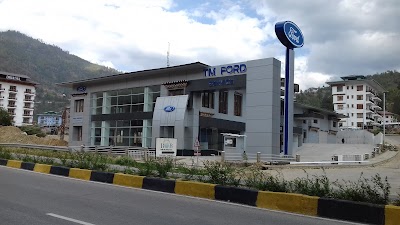 Photos of Ford Showroom