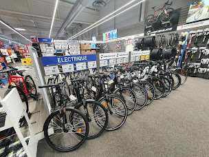 Photo n°4 de INTERSPORT Marmoutier Saverne à Marmoutier (Magasin d'articles de sports)