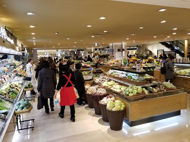 Lotte Department Store Avenuel