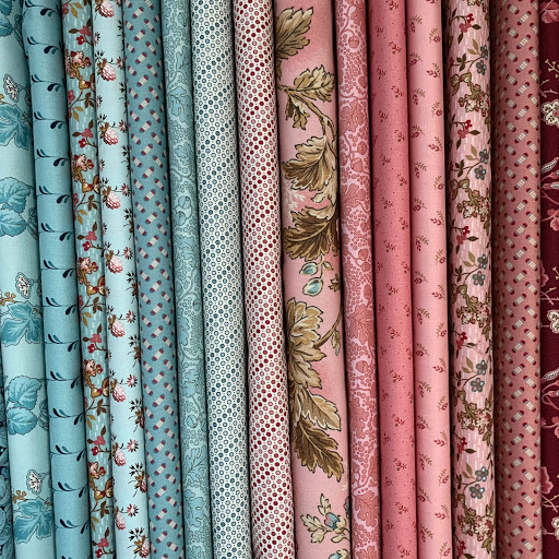 La Malle à Secrets de Camille _ Boutique de tissus patchwork, Broderie et Mercerie en Isère Gallery - France