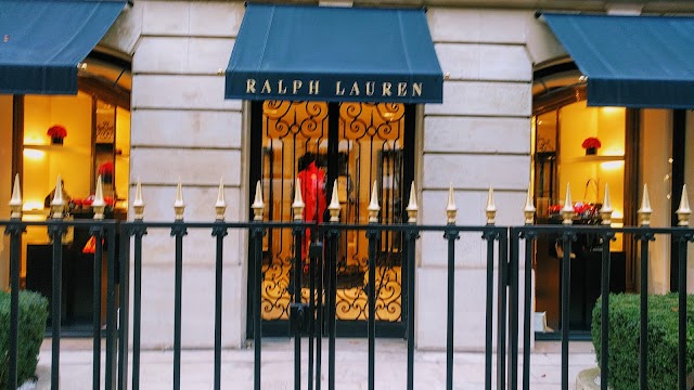Ralph Lauren Avenue Montaigne