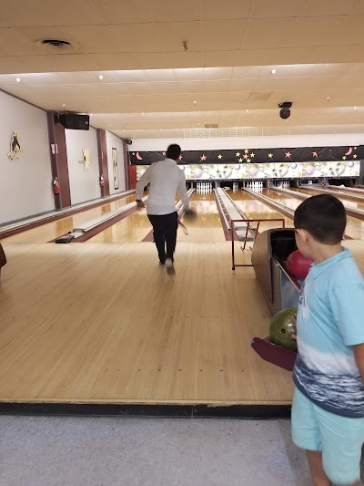 Hoebowl Bowling Center