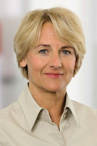 ERGO Versicherung Bärbel Schmutzler-Hall