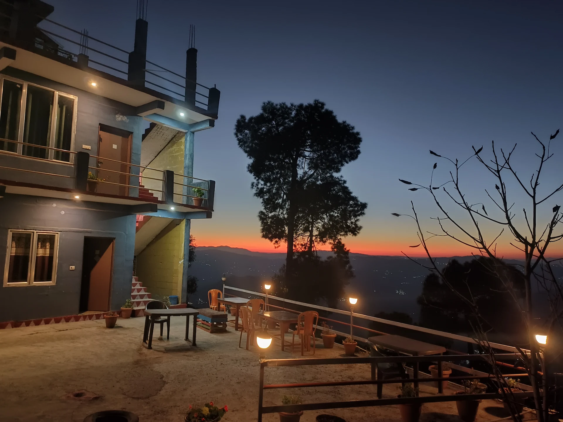 Manisha homestay binsar rod kasardevi