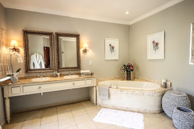 Photos of White River Manor Luxury Rehab