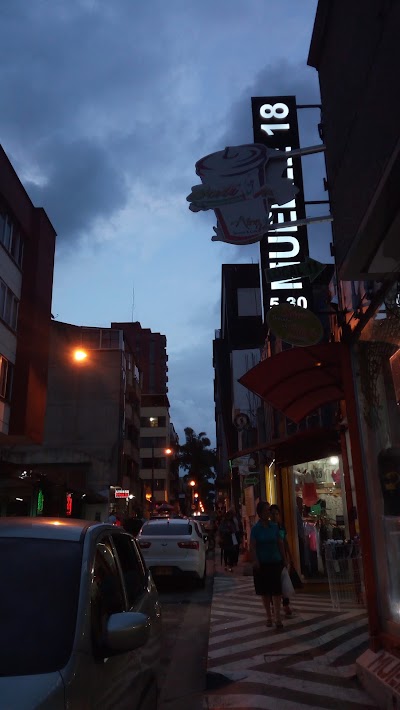 Photos of Centro Comercial El Zaguan de La Quinta