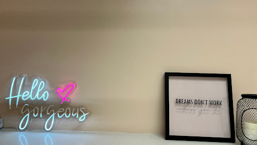 MK Elegance Studio - Visual