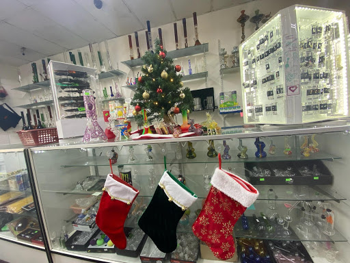 Azusa Smoke Shop - Thumbnail