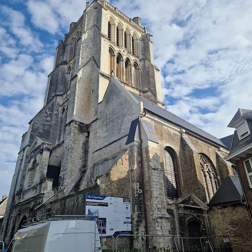 Église catholique Saint-Denis à Saint-Omer