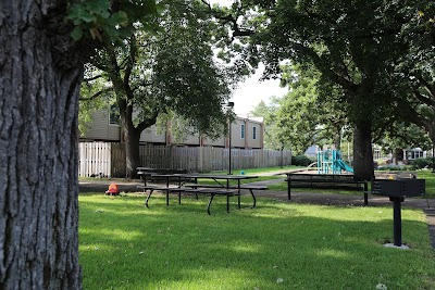 Pillsbury Court