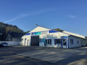 Photo n°1 de TOP CARROSSERIE - GARAGE DE LA LIGNE à Lamblore (Service d'esthétique automobile)