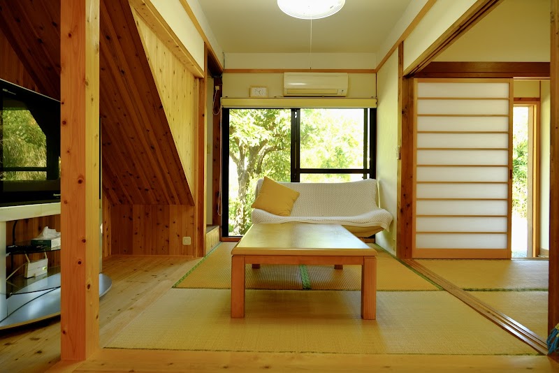 一棟貸し切りの宿「gu」