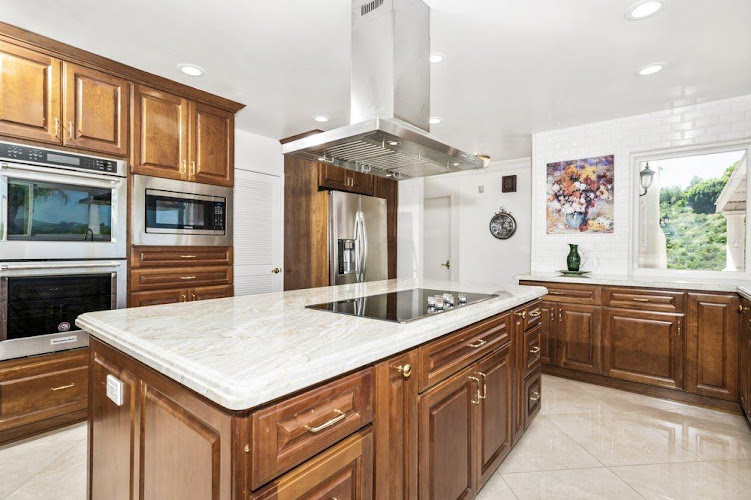 Akraba Construction LLC