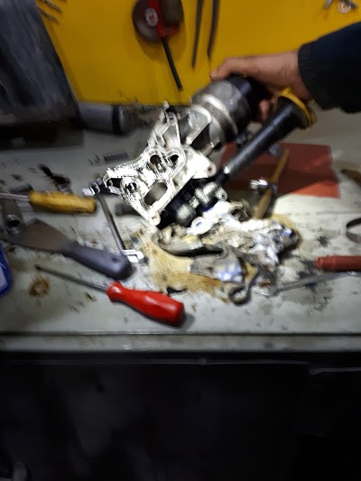 Photos of Fatih Renault Ve Dacia &Ouml;zel Servis