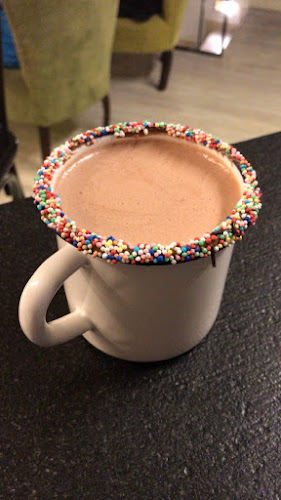 Opinii despre The Lounge Bar în Ιωάννινα - Καφετέρια