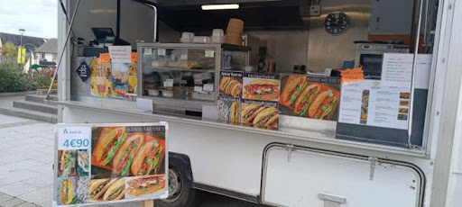 Photo 3 - LE TRUCK à PAPILLES BURGER, Saint-Pierre-la-Cour, Vitré, Argentré-du-plessis, balazé, Châteaubourg
