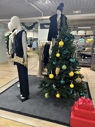 Photo n°12 de Galeries Lafayette Langon à Langon (Magasin de vêtements pour femmes)