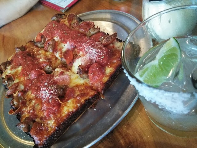 Via 313 Pizza
