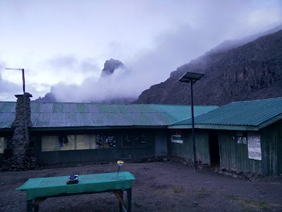 Photos of Shiptons Hut