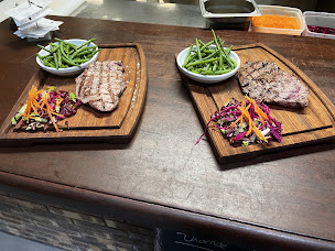 Photo n°61 de Le Bœuf sur le Grill | Restaurant de viandes, Grillades à Igny (Pizzas à emporter)